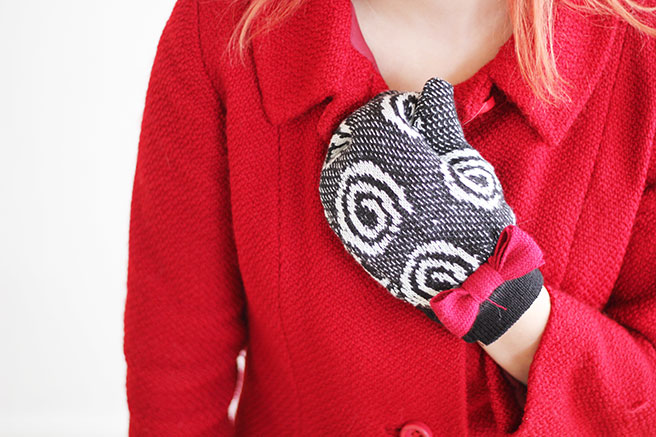 UPCYCLING DIY | Sweater into Gloves